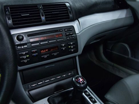 Used 2004 BMW M3 Convertible image 42