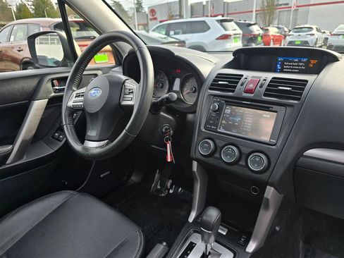 Used 2015 Subaru Forester 2.5i Limited image 12