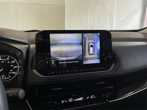 Certified 2022 Nissan Rogue SL w/ SL Premium Package image 30