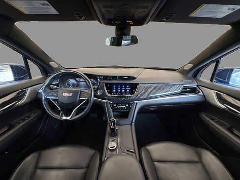 Certified 2024 Cadillac XT6 Premium Luxury FWD image 22