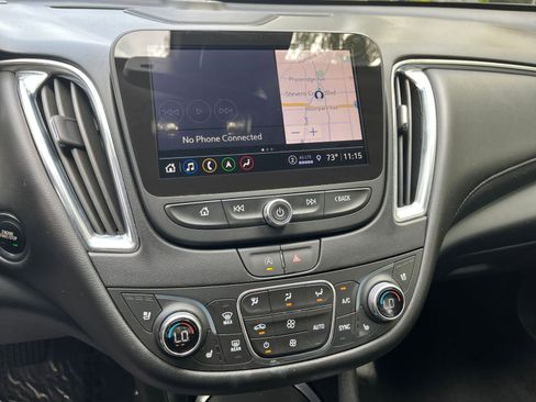 Used 2024 Chevrolet Malibu LT image 18