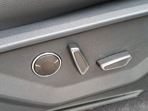 New 2025 Ford F150 Lariat w/ Equipment Group 502A High image 14