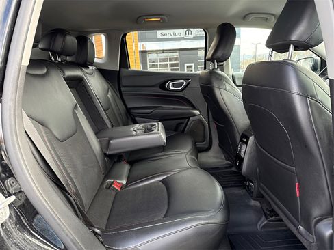 Used 2022 Jeep Compass Trailhawk w/ Trailhawk Convenience Group image 14