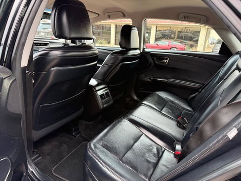 Used 2016 Toyota Avalon XLE image 15