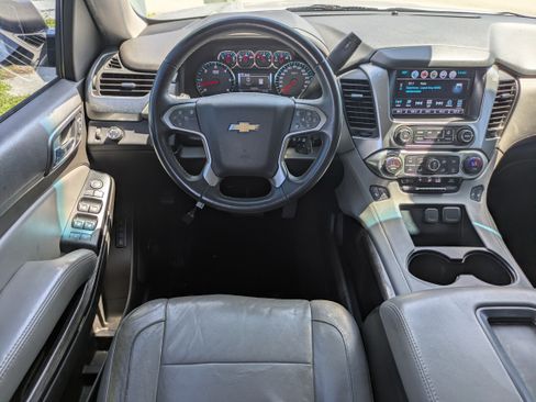 Used 2018 Chevrolet Tahoe LT RWD image 16