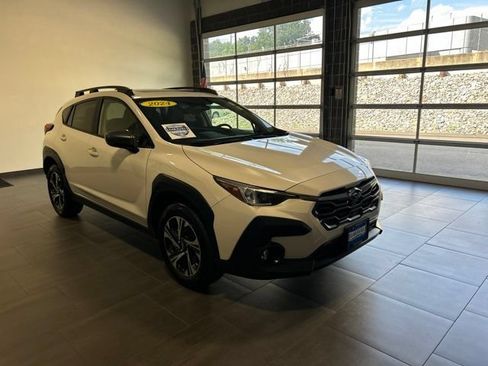 Used 2024 Subaru Crosstrek 2.0i Premium AWD/4WD image 7