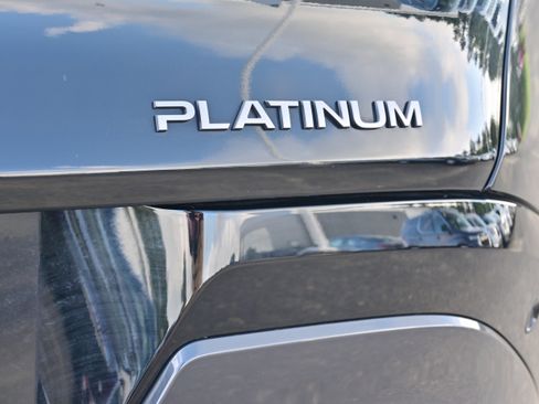 Certified 2025 Nissan Murano Platinum w/ Cargo Package image 10