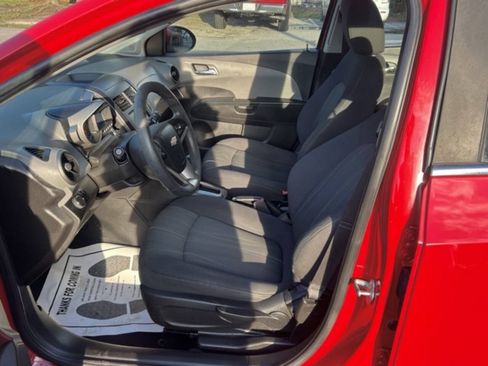 Used 2013 Chevrolet Sonic LT FWD image 9