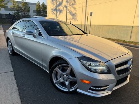 Used 2014 Mercedes-Benz CLS 550 4MATIC image 1