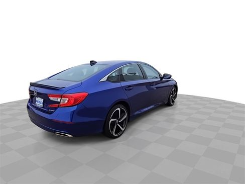 Used 2022 Honda Accord Sport image 8