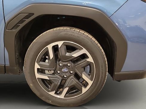 Used 2025 Subaru Forester Limited image 23