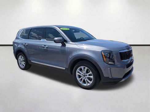 Used 2022 Kia Telluride LX AWD/4WD image 2