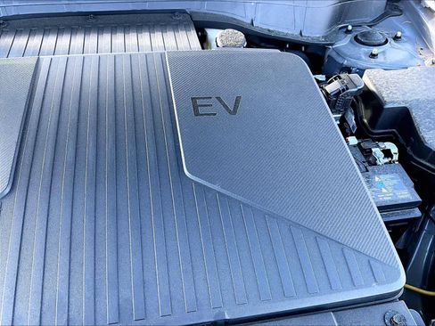 Used 2024 Hyundai Kona SEL image 33