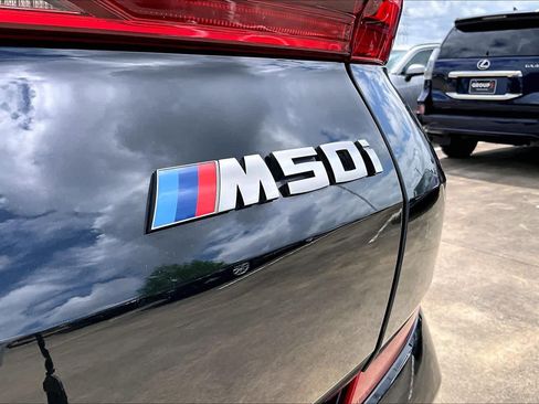 Used 2022 BMW X6 M50i w/ Executive Package image 9