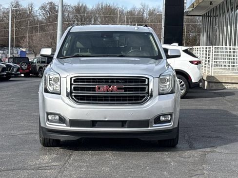 Used 2019 GMC Yukon XL SLT w/ Open Road Package image 2