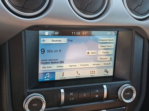 Certified 2019 Ford Mustang GT Premium w/ Black Accent Package image 20