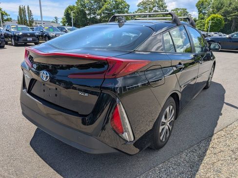Used 2021 Toyota Prius Prime XLE FWD image 6