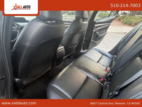 Used 2020 MAZDA MAZDA3 Sedan w/ Preferred Package FWD image 8