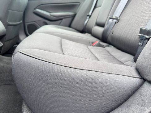 Used 2025 Nissan Altima 2.5 SV FWD image 26