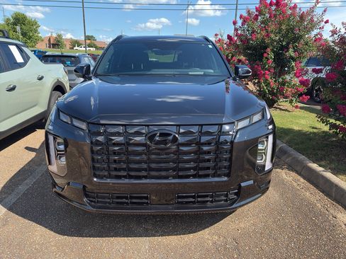 Used 2025 Hyundai Palisade Calligraphy AWD/4WD image 2