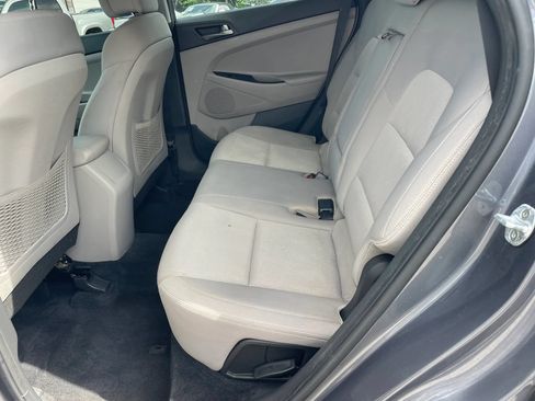 Used 2018 Hyundai Tucson SEL FWD image 10