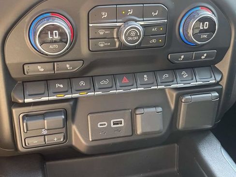 Used 2020 Chevrolet Silverado 1500 RST AWD/4WD image 20