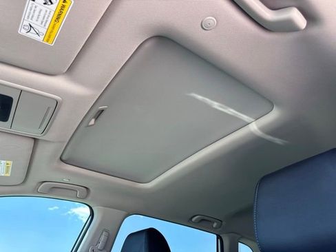 Used 2026 Honda CR-V EX-L image 17