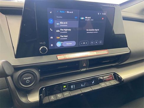 Used 2025 Toyota Prius LE image 23