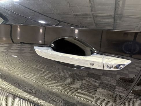 Used 2023 Honda Odyssey Touring image 16