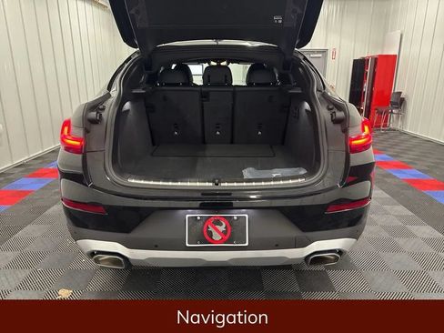 Used 2025 BMW X4 xDrive30i AWD/4WD image 5