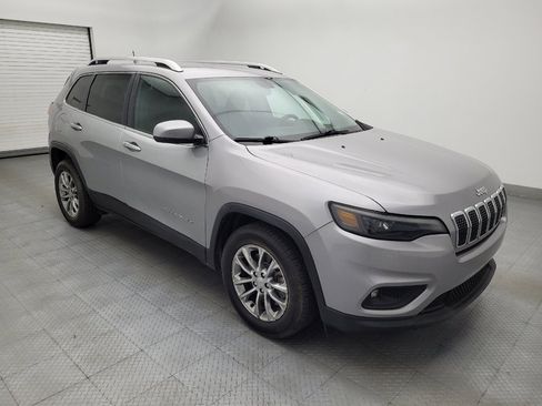 Used 2019 Jeep Cherokee Latitude Plus FWD image 13