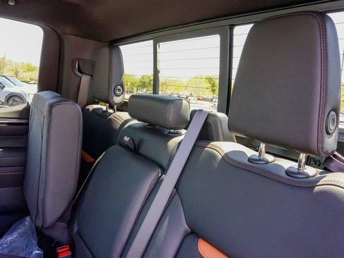 New 2026 GMC Sierra 1500 AT4 w/ AT4 Premium Package AWD/4WD image 13