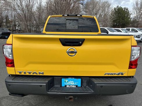 Used 2017 Nissan Titan S AWD/4WD image 19