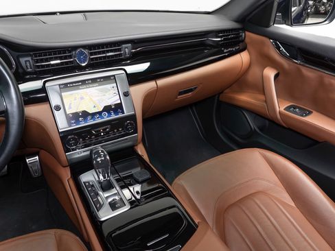 Used 2015 Maserati Quattroporte S Q4 AWD/4WD image 26