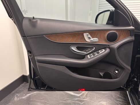 Used 2017 Mercedes-Benz C 300 Sedan image 16