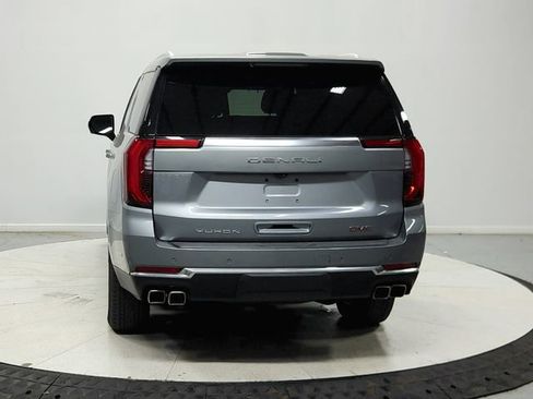 Used 2025 GMC Yukon Denali RWD image 7