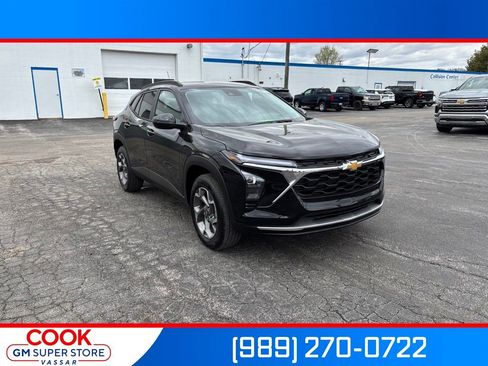 New 2026 Chevrolet Trax LT w/ LT Convenience Package FWD image 1