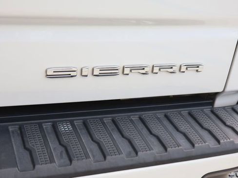 Used 2023 GMC Sierra 1500 Denali w/ Denali Reserve Package AWD/4WD image 7