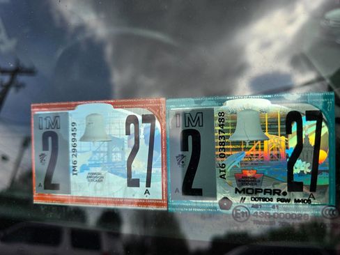 Used 2017 Jeep Wrangler Unlimited Sahara image 9