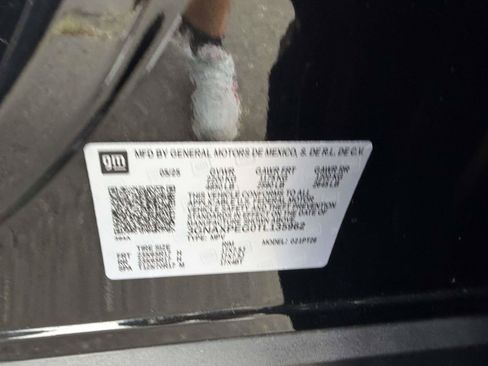Used 2026 Chevrolet Equinox LT AWD/4WD image 18
