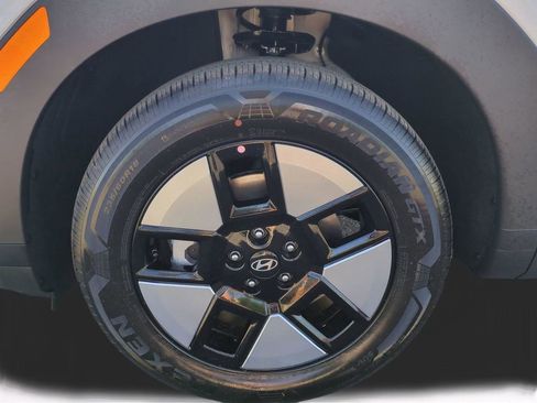 New 2026 Hyundai Santa Fe SEL FWD image 11