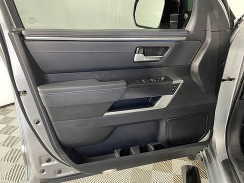 Used 2023 Toyota Tundra Platinum AWD/4WD image 15