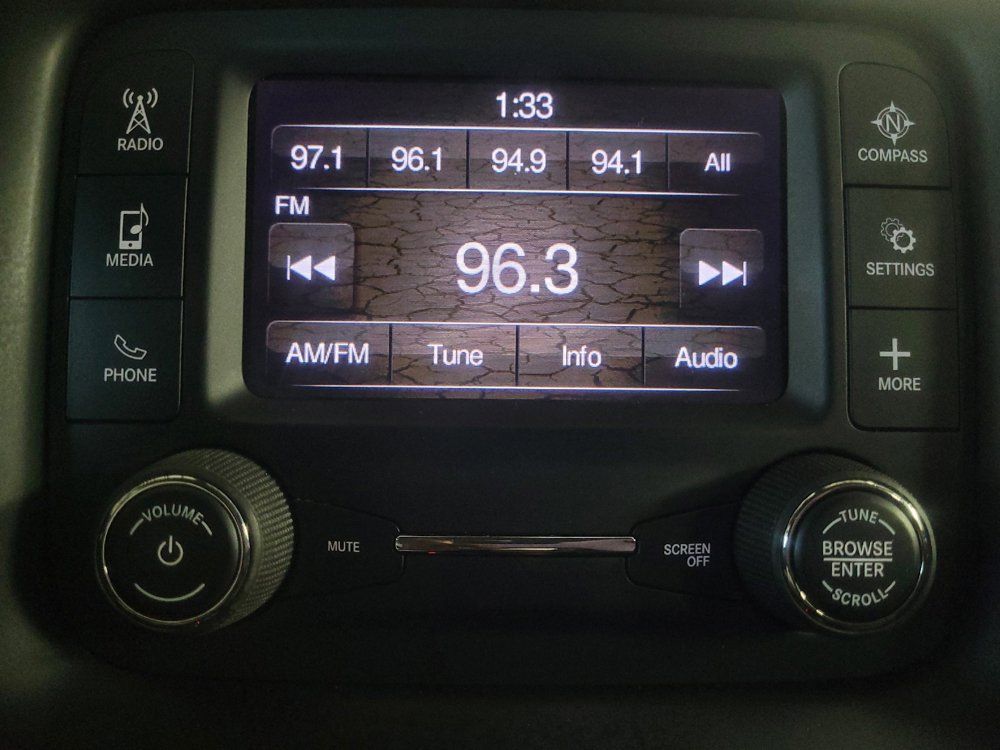 Used 2018 Jeep Compass Latitude w/ Cold Weather Group AWD/4WD image 25