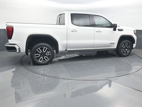 Used 2022 GMC Sierra 1500 AT4 w/ AT4 Preferred Package AWD/4WD image 6