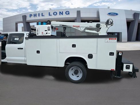 New 2026 Ford F550 4x4 Crew Cab image 8