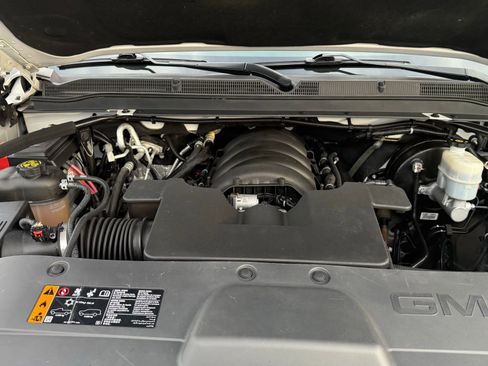 Used 2019 GMC Yukon Denali image 34