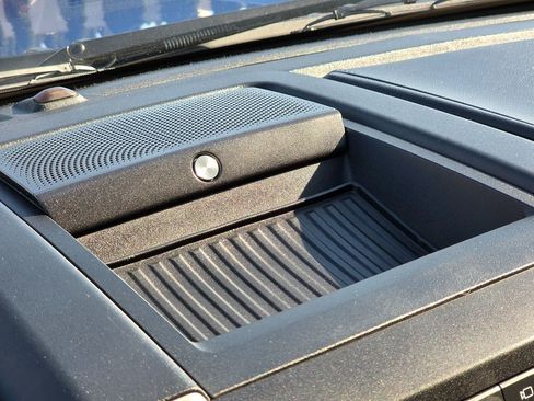 Used 2018 Ford F150 Lariat w/ Equipment Group 502A Luxury image 34