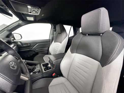 Certified 2025 Toyota 4Runner TRD Sport image 3