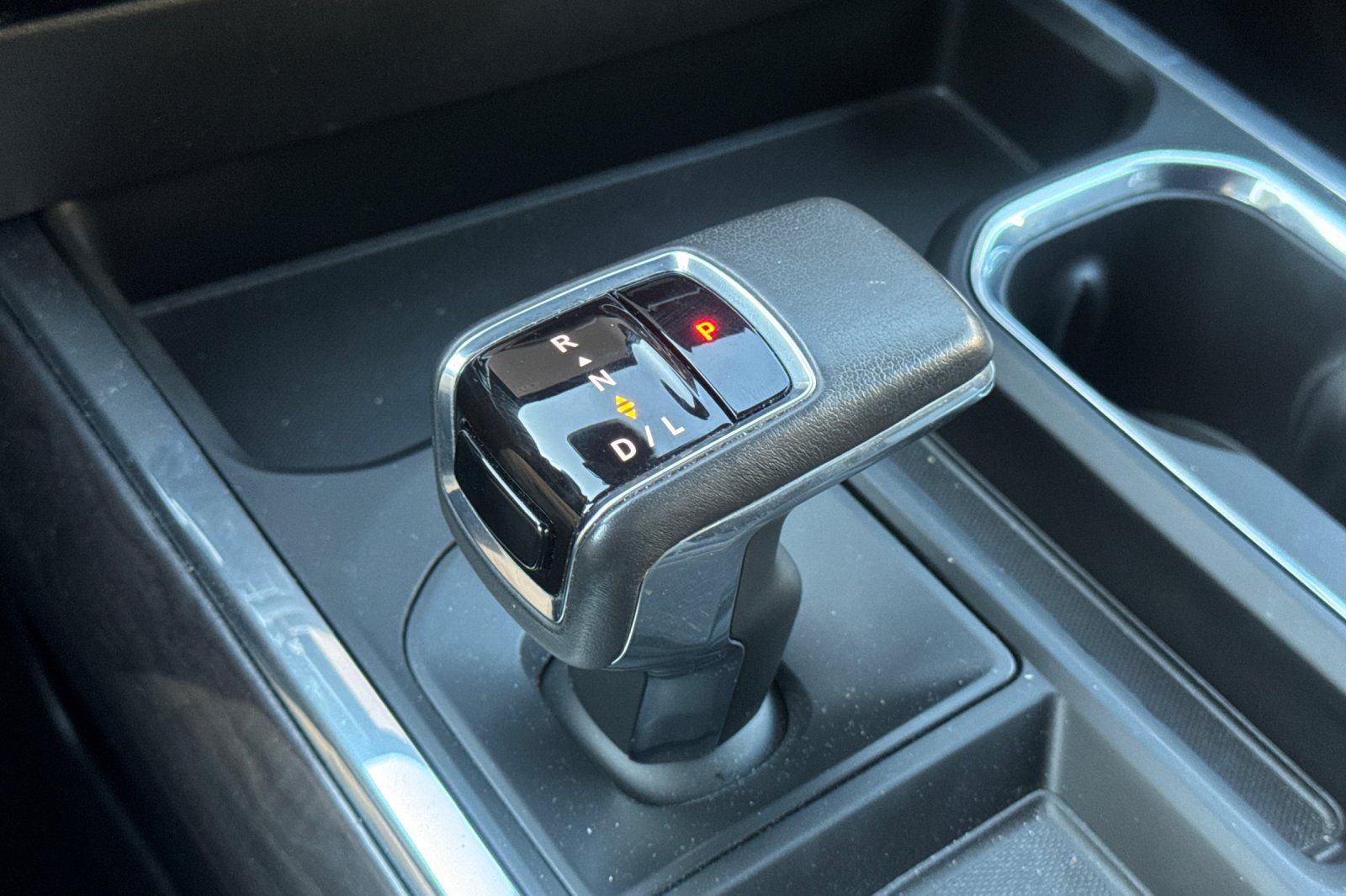 Used 2022 Chevrolet Silverado 1500 LTZ AWD/4WD image 31