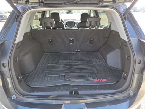 Used 2018 GMC Terrain SLT w/ Preferred Package image 16